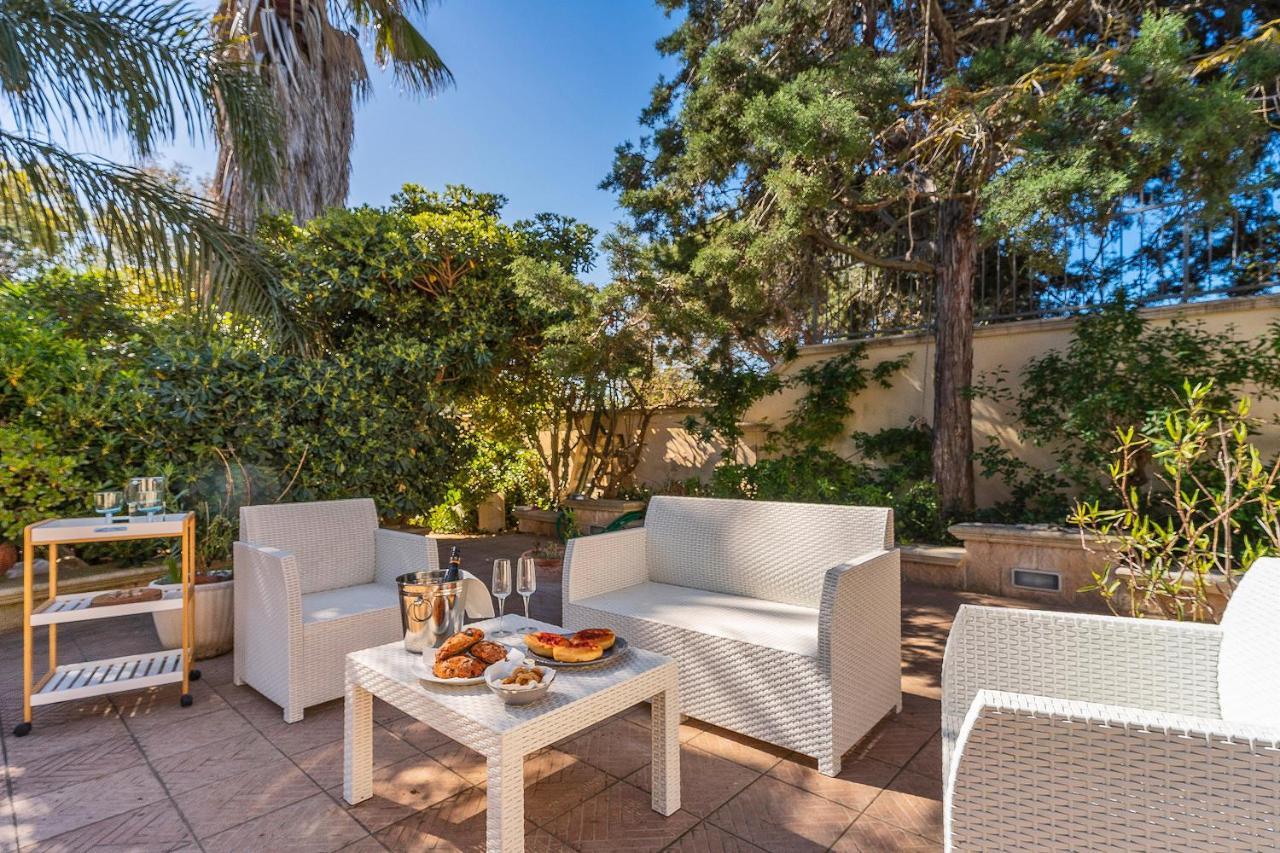 לינה וארוחת בוקר לצ'ה Garden View Near The Sea מראה חיצוני תמונה